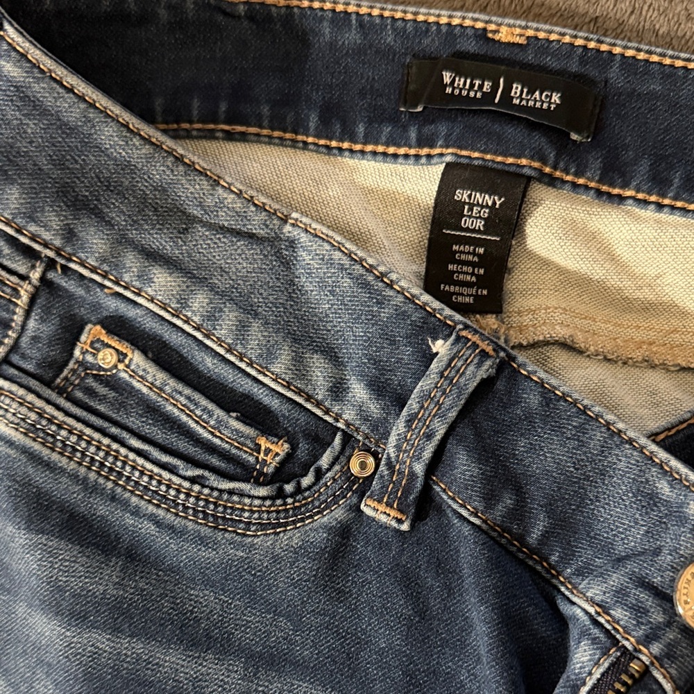 White House Black Market Skinny Jeans in Dark Blue Wash